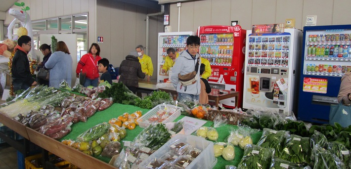 八千代市道の駅の新鮮野菜の販売