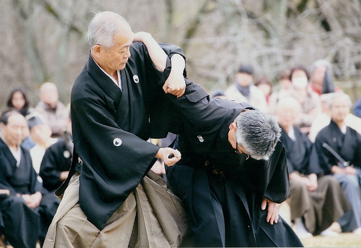 立身流抜初演武大会