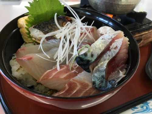 房総フラワーラインに行ったら鮮魚料理をぜひ堪能! 網元直営の「だいぼ」で海の幸をいただきました。