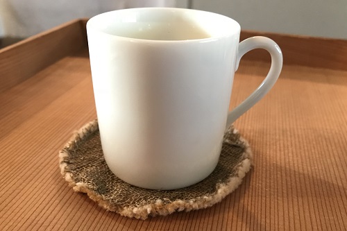 千葉県鎌ケ谷市CBPAC デミタスカップ。コースターは松戸市の作家さんの作品