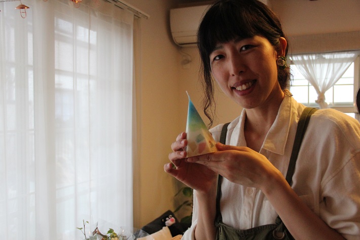 こだわりのキャンドルを作る松本祥子さん
