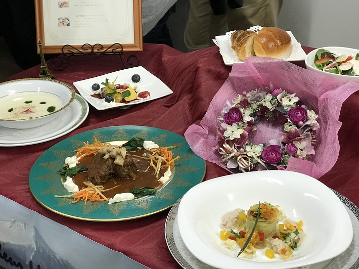 審査委員特別賞岩手山SA(上) のボヌール八幡平