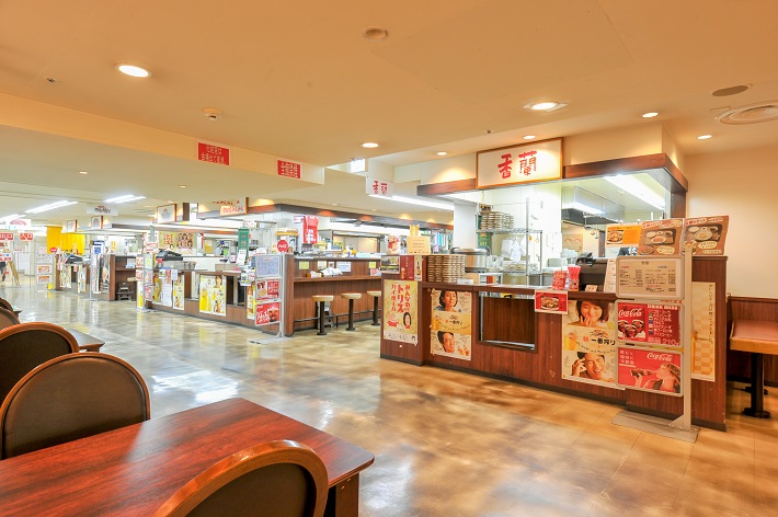 さまざまな餃子の食べ比べができる「来らっせ 本店」
