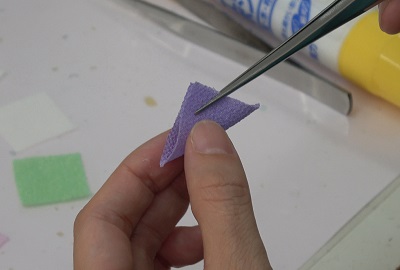七五三の髪飾りとして人気のつまみ細工の作り方