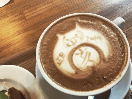 大久保商店街のカフェザワールド「ラテアート」