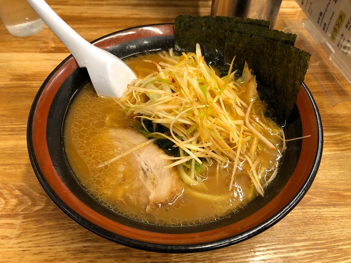 下総中山ラーメン屋「せい家」ネギラーメン