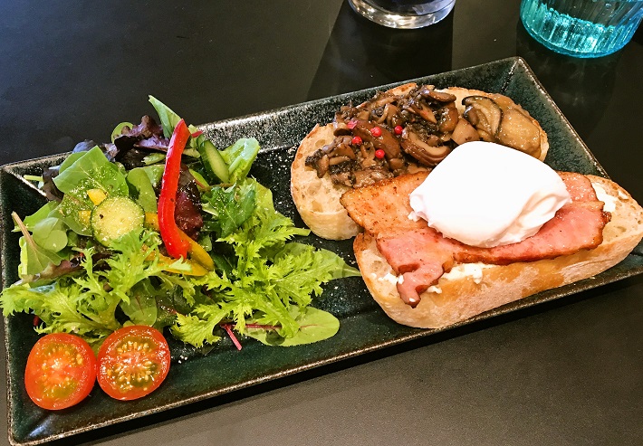 幕張ブルワリーのタルティーヌランチ