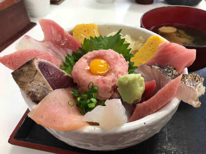 銚子漁港まいわい丼